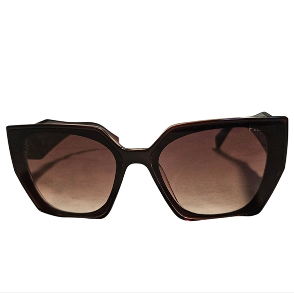 NWT✨PRADA✨Authentic Bordeaux Brown Sunglasses with Gold Iconic Logo - Picture 11 of 16